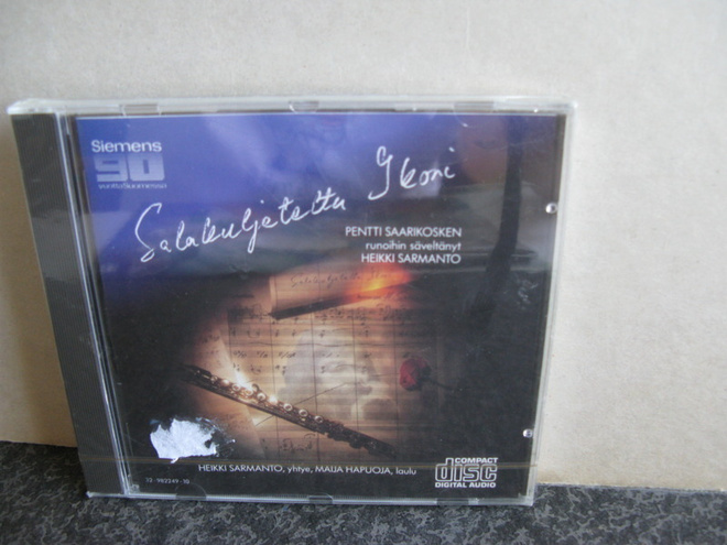 Heikki Sarmanto:Salakujetettu ikoni cd(avaamaton)