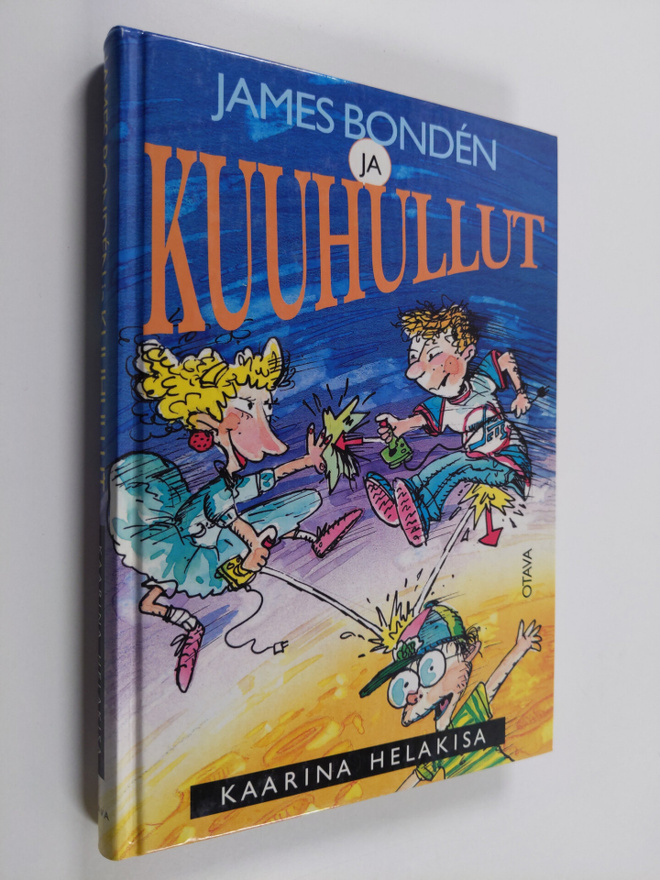 Kaarina Helakisa : James Bonden ja kuuhullut