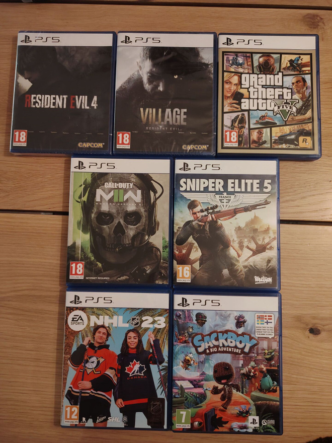 PS5 7 pelin nippu, mm. COD, GTA, RE
