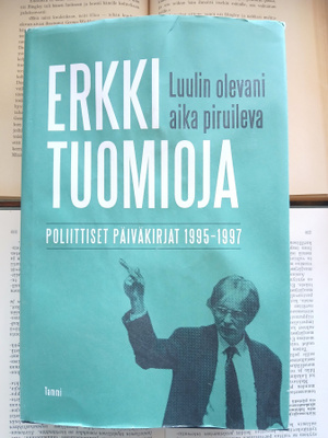 Erkki Tuomioja - Luulin olevani aika piruileva (sid.)