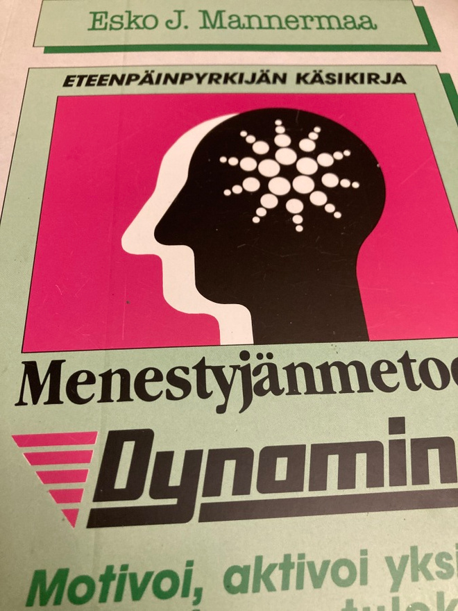 ESKO J. MANNERMAA: MENESTYJÄNMETODI DYNOMIN