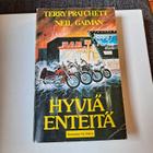 Terry pratchet hyviä enteitä - pikkukuva 1