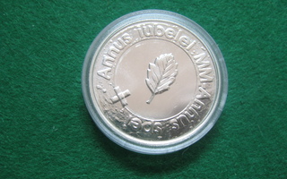 100 mk hopea juhlaraha Kirkon riemuvuosi - 2000