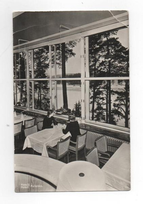 HÄMEENLINNA / AULANKO:NAISET RAVINTOLASSA  iLMAN MIESSEURAA