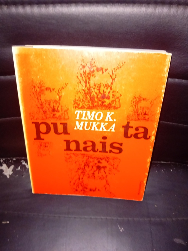 Timo K. Mukka : punaista ( SIS POSTIKULU )