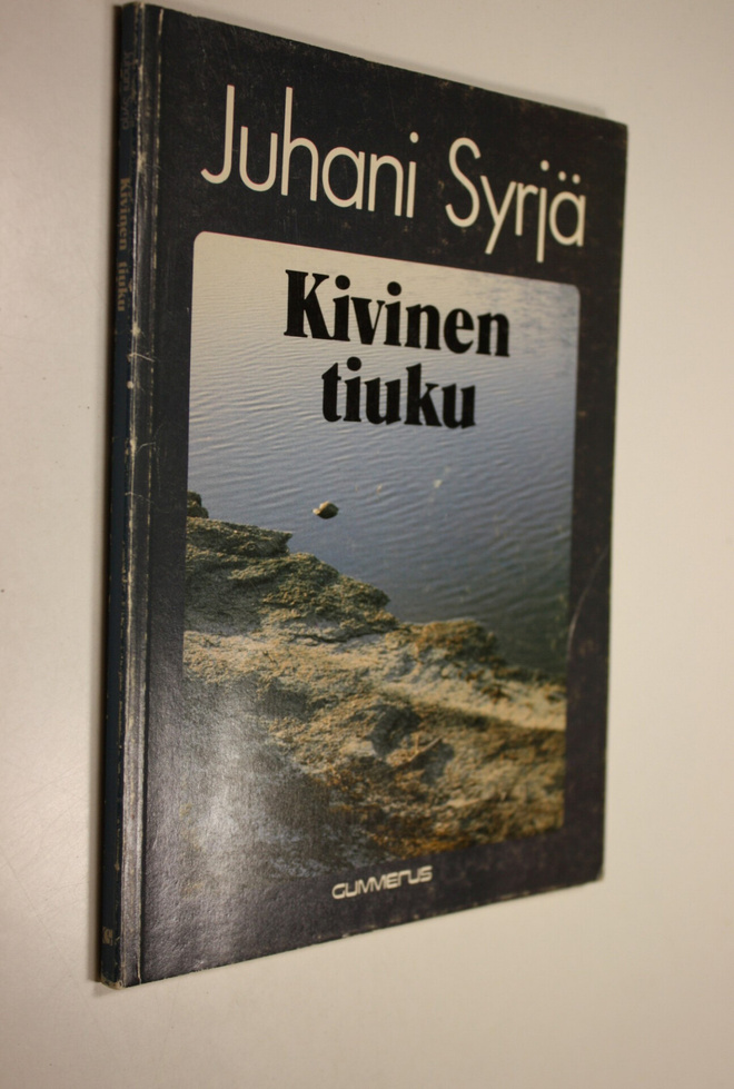 Juhani Syrjä : Kivinen tiuku