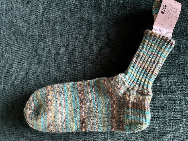 Koko 38 Step-langasta käsinkudotut villasukat