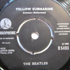 BEATLES SINGLE ELEANOR RIGBY / YELLOW SUBMARINE 1966 - pikkukuva 1