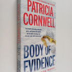 Patricia Cornwell : Body of Evidence - Scarpetta 2 - pikkukuva 1