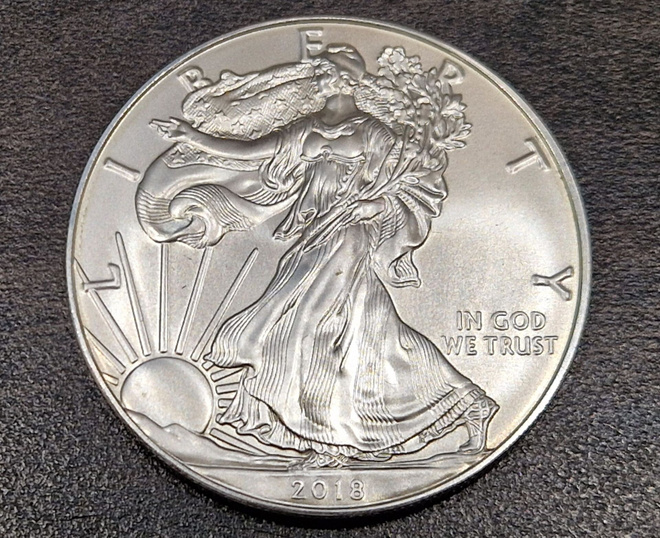 1 oz 999 Hopea raha American Silver Eagle 2018 one dollar