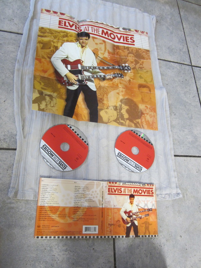elvis at the movies : 2 CD + liite