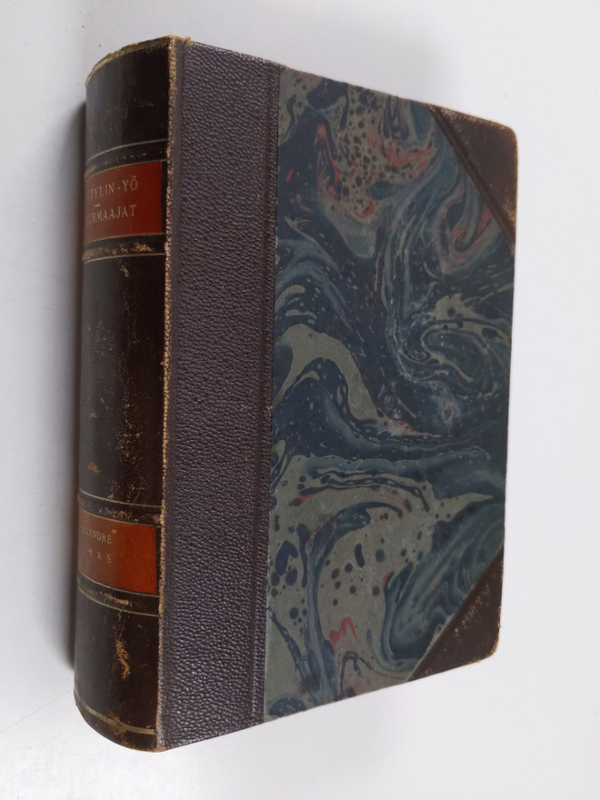 Alexandre Dumas : Pärttylin yö ; Velisurmaajat