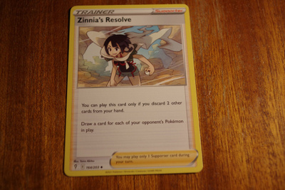 Zinnia´s Resolve 164/203, Evolving Skies (2021), uncommon