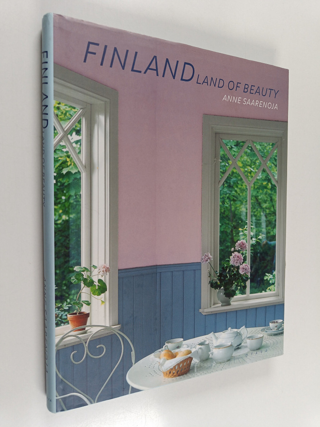 Anne Saarenoja : Finland : land of beauty