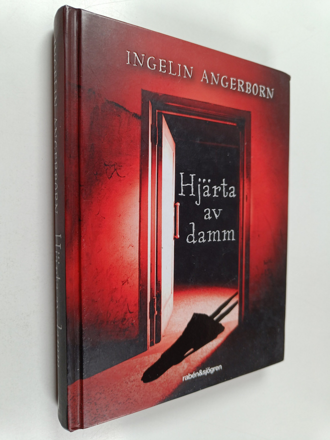 Ingelin Angerborn : Hjärta av damm