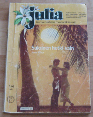 Romantiikka lehtiä