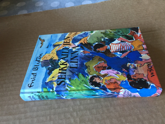 WSOY ENID BLYTON SEIKKAILUJEN LINNA HYVÄ