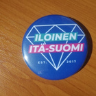 Iloinen itä-Suomi rintamerkki / pinssi - pikkukuva 1