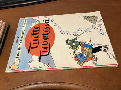 TINTIN SEIKKAILUT 5 TINTTI TIIBETISSÄ HYVÄ