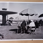Jyväskylä, Vesilinnan terassikahvilassa, mv vkpk, p. 1956 - pikkukuva 1