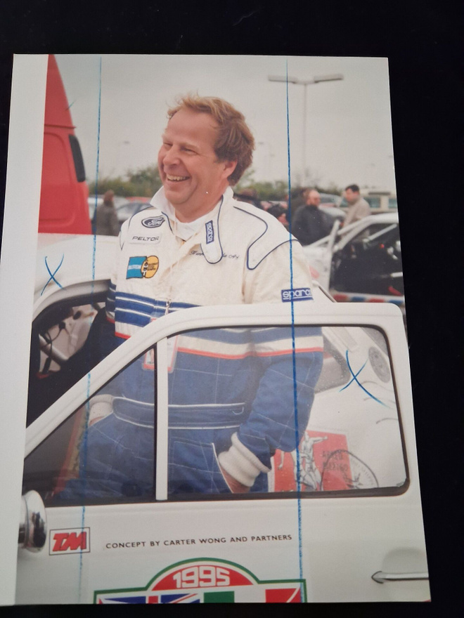 Hannu Mikkola 4 mv ja 2 värivalokuvaa pro-tasoa