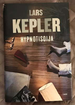 Lars Kepler: Hypnotisoija