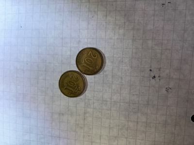 20 pennisiä