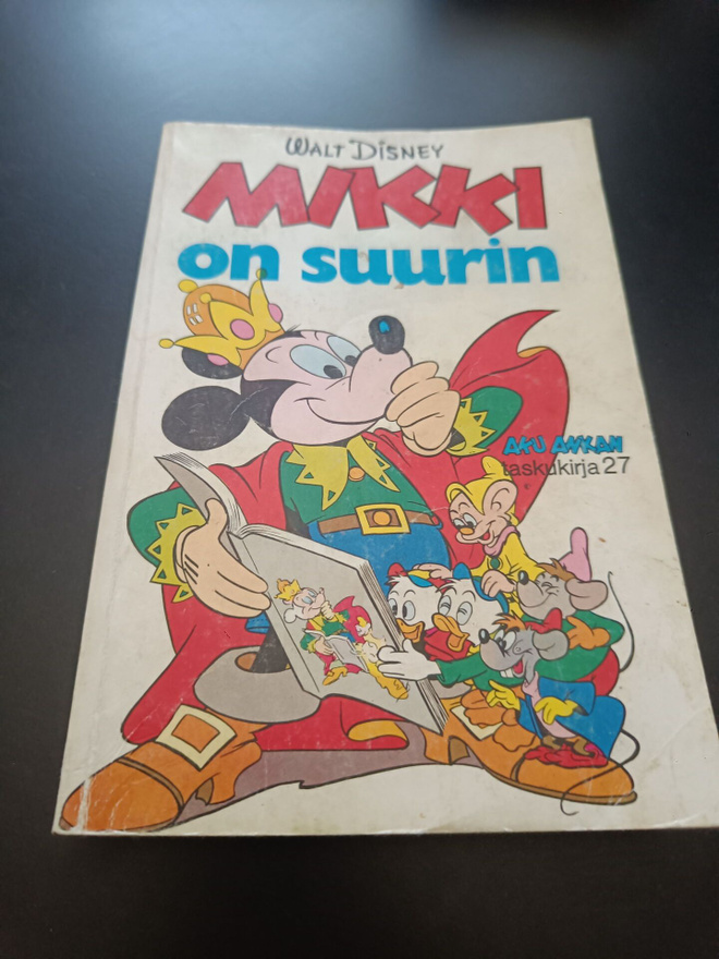 Aku Ankan taskukirja 27 ensimmäinen painos