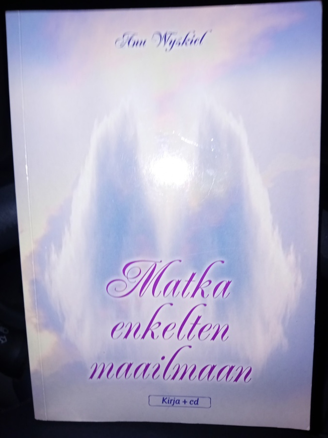 Wyskiel : Matka enkelten maailmaan  ( SIS POSTIKULU  )
