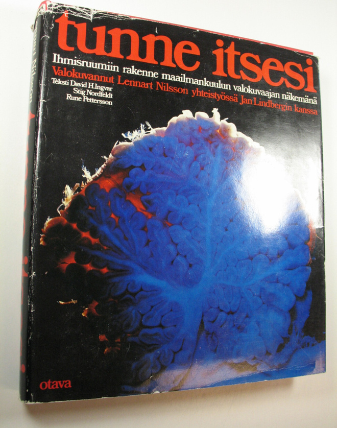 Tunne itsesi : ihmisen rakenne maailmankuulun valokuvaaja...