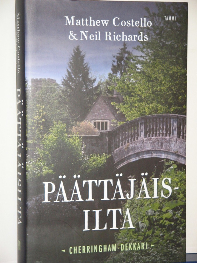 Costello & Richards : PÄÄTTÄJÄISILTA  Cherringham - dekkari