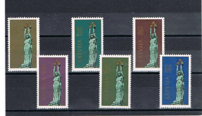 Latvia 1991 - Vapaudenpatsas (6) ++
