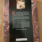 100 sata tarinaa tulipunaisesta kukasta - pikkukuva 2