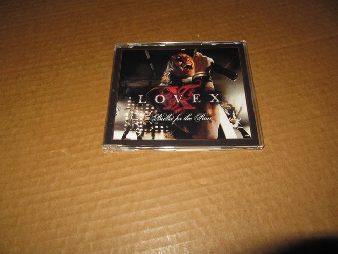 Lovex CDS Bullet For The Pain v.2006  UUSI !