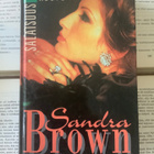 Sandra Brown - Salaisuus ja kosto (sid.) - pikkukuva 1