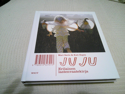 Savio - Rapia Juju Erilainen lastenvaatekirja -sid