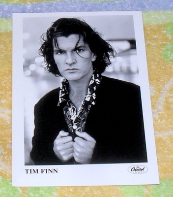 Promokuva Tim Finn