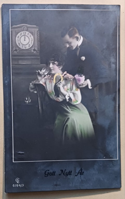 Leidi ja herrahenkilö Uuden Vuoden yönä, p. 1912