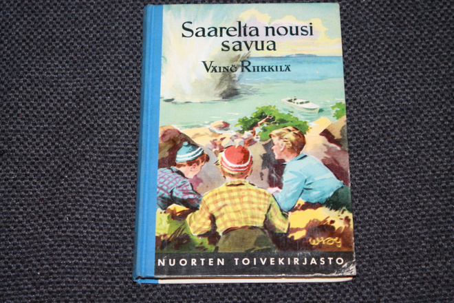 Väinö Riikkilä - Saarelta nousi savua (1957)