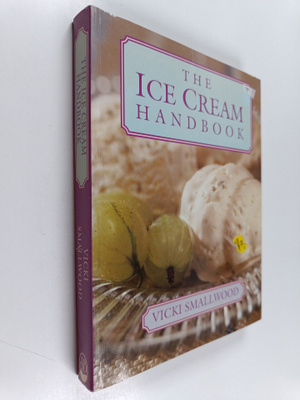 Vicki Smallwood : The Ice Cream Handbook
