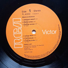 Veikko Lavi: Ruusuja ja risuja LP 1980 - pikkukuva 3