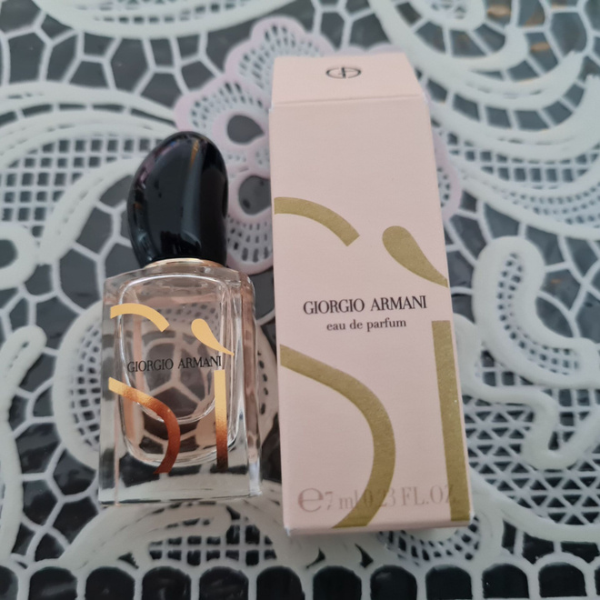Hajuvesiminiatyyri Giorgio Armani Si Eau de Parfum