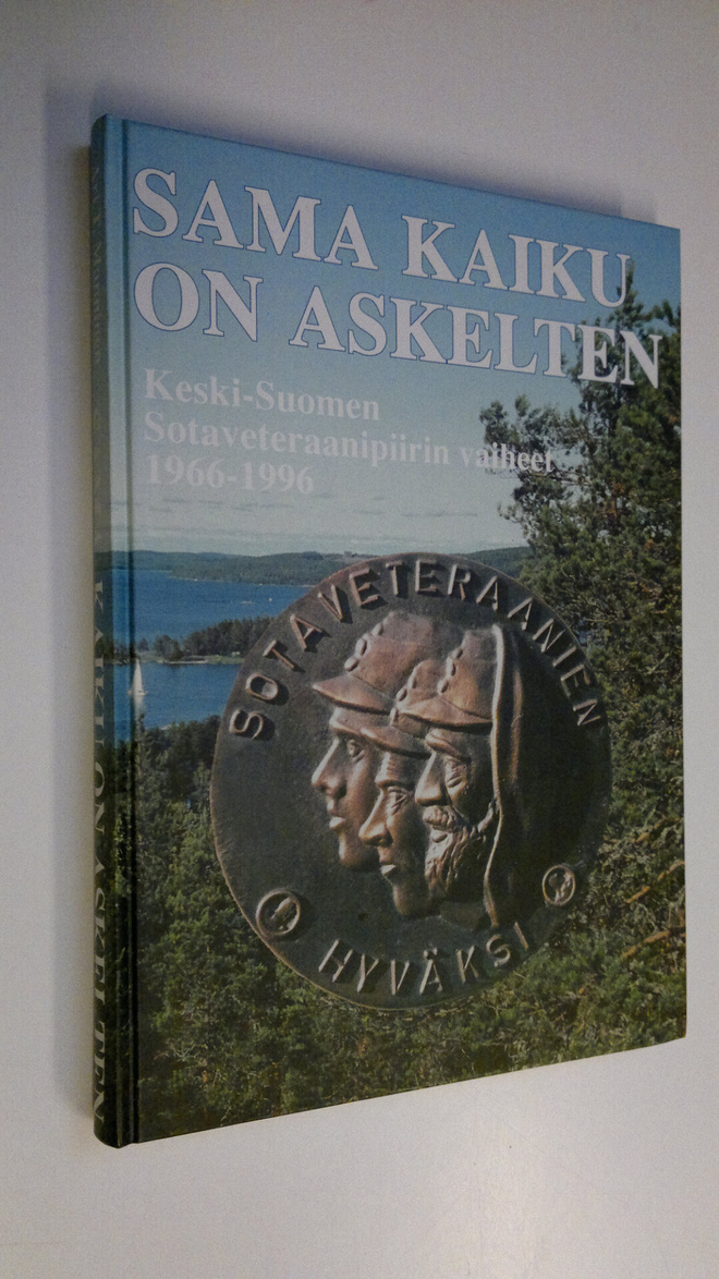 Ari T. Manninen : Sama kaiku on askelten : Keski-Suomen s...