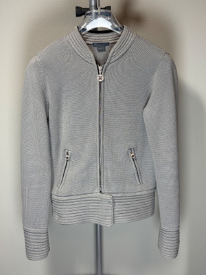 Tyylikäs Armani Exchange neule