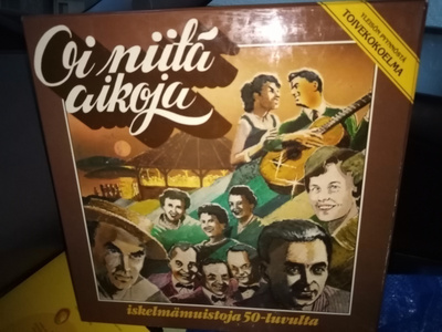 8LP BOX : OI NIITÄ AIKOJA ( SIS POSTIKULU)