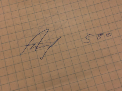 Atanas Tarev nimikirjoitus paperilla