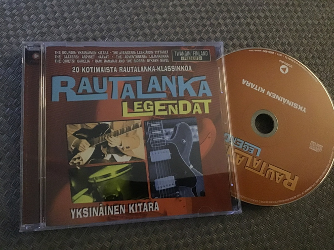 Rautalanka Legendat . Yksinäinen kitara. CD