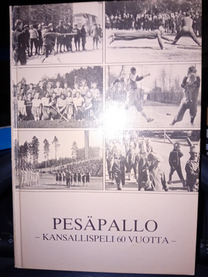Laitinen  : Kansallispeli Pesäpallo 60 vuotta ( SIS POSTIKUL