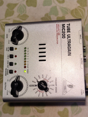 Behringer Tube Ultragain MIC200