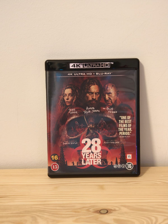 28 Years Later 4K UHD + Blu-ray